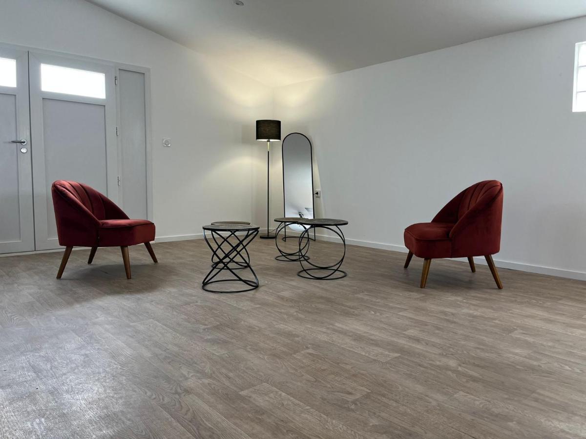 NG SuiteHome Queven Balnéo I Rétroprojecteur Extérieur photo